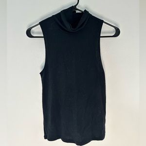 American Eagle turtleneck tank size small